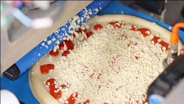 Robot makes and bakes pizzas in five minutes - My PC-PolyClinic